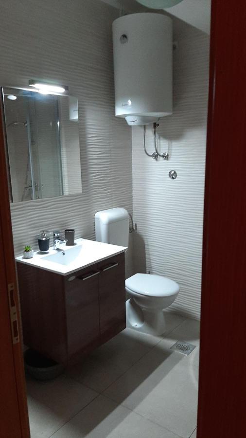 Apartments Monika โอมิช ภายนอก รูปภาพ